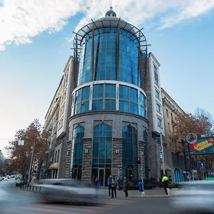 Queen Tbilisi
